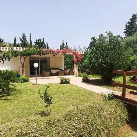 Prázdninový dům Malu House *